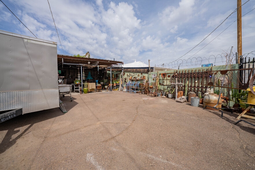 More Photos Of 1109 Grand Ave, Phoenix Storefront For Sale