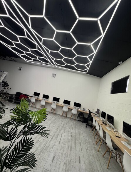 More Photos Of , North Hollywood Unknown For Sale