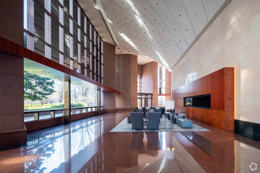 More Photos Of 600 Peachtree St NE, Atlanta Office For Lease