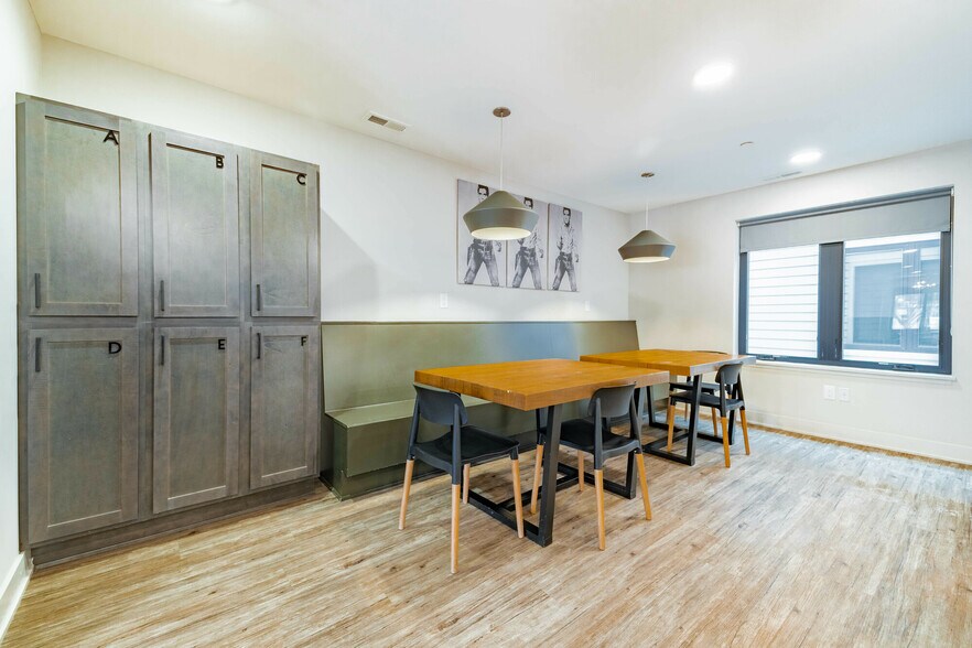 More Photos Of 830 Henry St, Ann Arbor Apartments For Sale