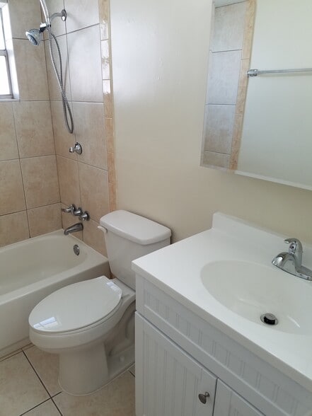 More Photos Of 96 SE 3rd Ave, Deerfield Beach Apartments For Sale