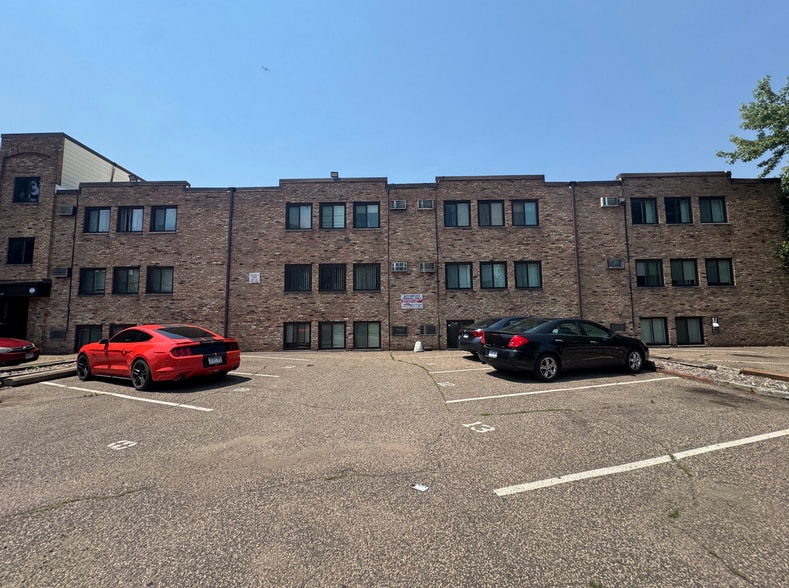More Photos Of 2631 Columbus Ave, Minneapolis Apartments For Sale