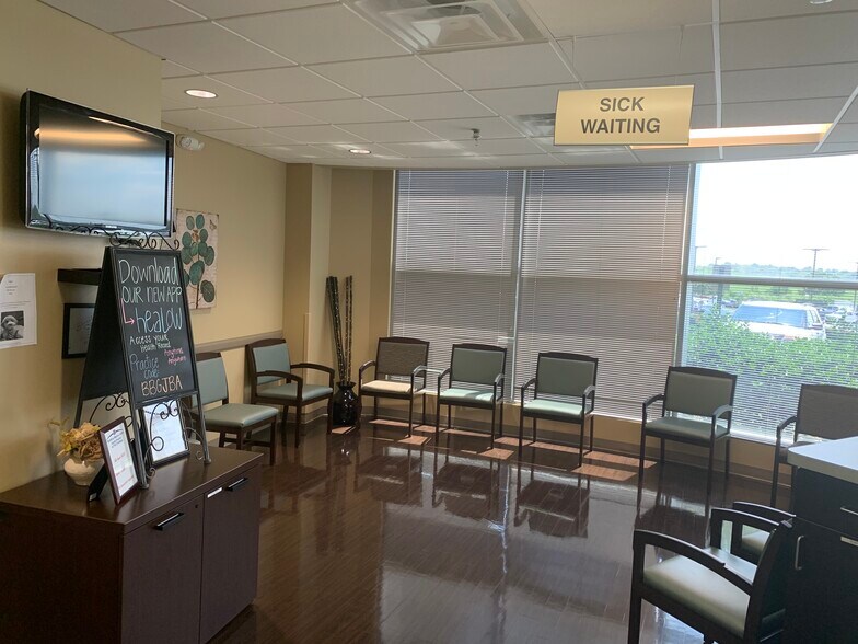More Photos Of 5380 Hickory Hollow Pky, Antioch Medical For Lease