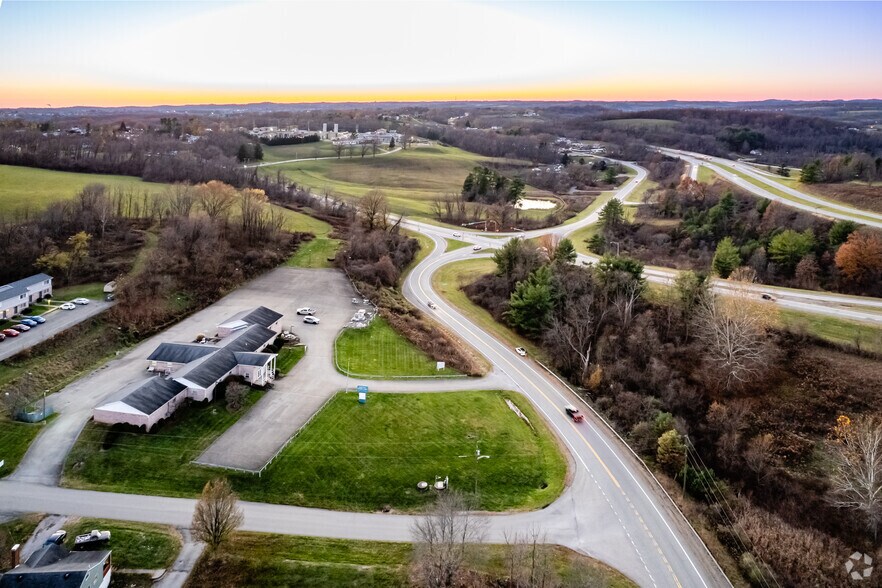 More Photos Of 110 Youngstown Rd, Lemont Furnace Medical For Sale
