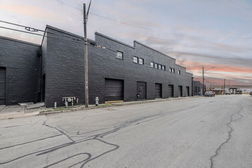 More Photos Of 200 Seguin St, San Antonio Manufacturing For Lease