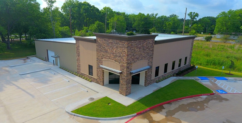 More Photos Of 8717 Humble Westfield Rd, Humble Warehouse For Sale
