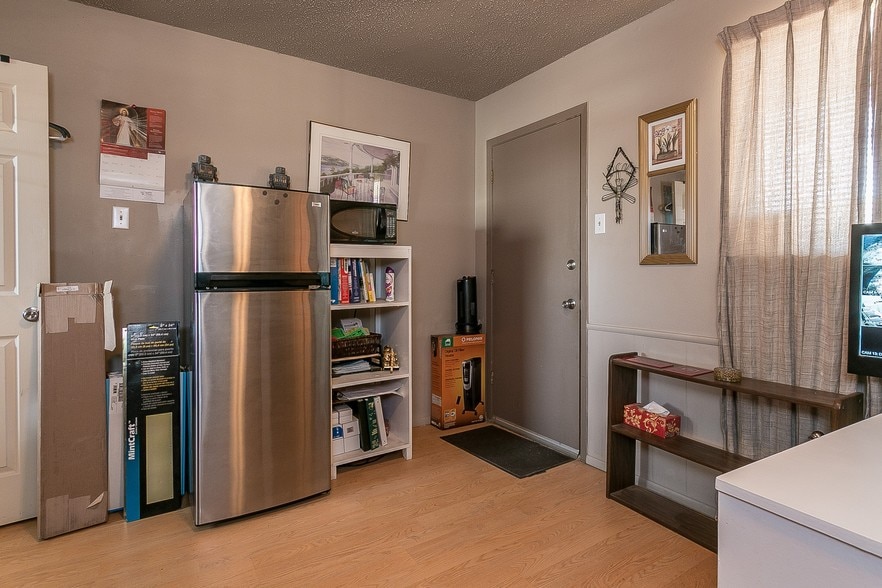 More Photos Of 1031 N Sumner St, Pampa Apartments For Sale