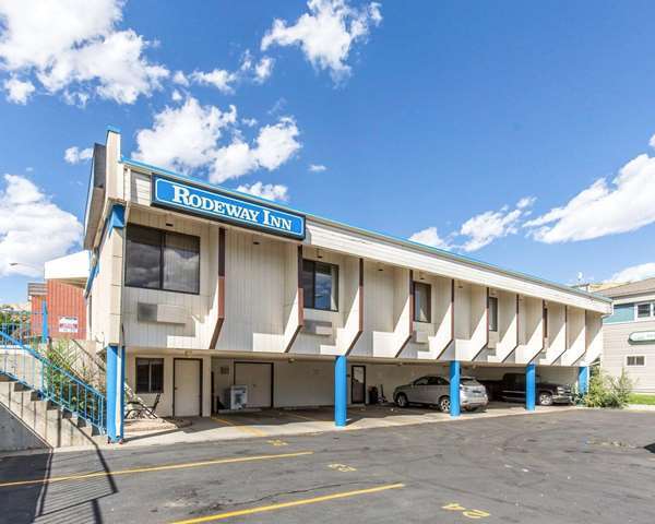 More Photos Of 1315 N 27th St, Billings Hotel For Sale