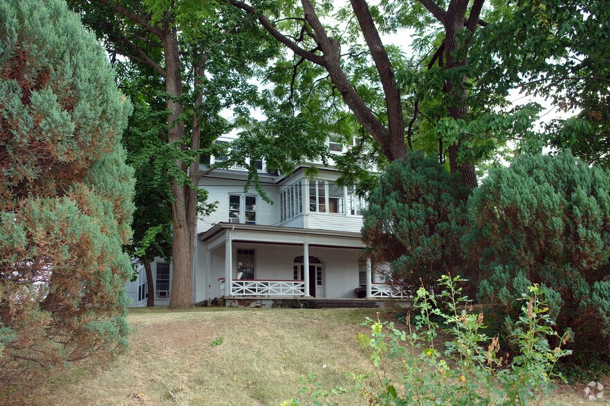 More Photos Of 575 Dunn Irvin Dr, Hagerstown Apartments For Sale