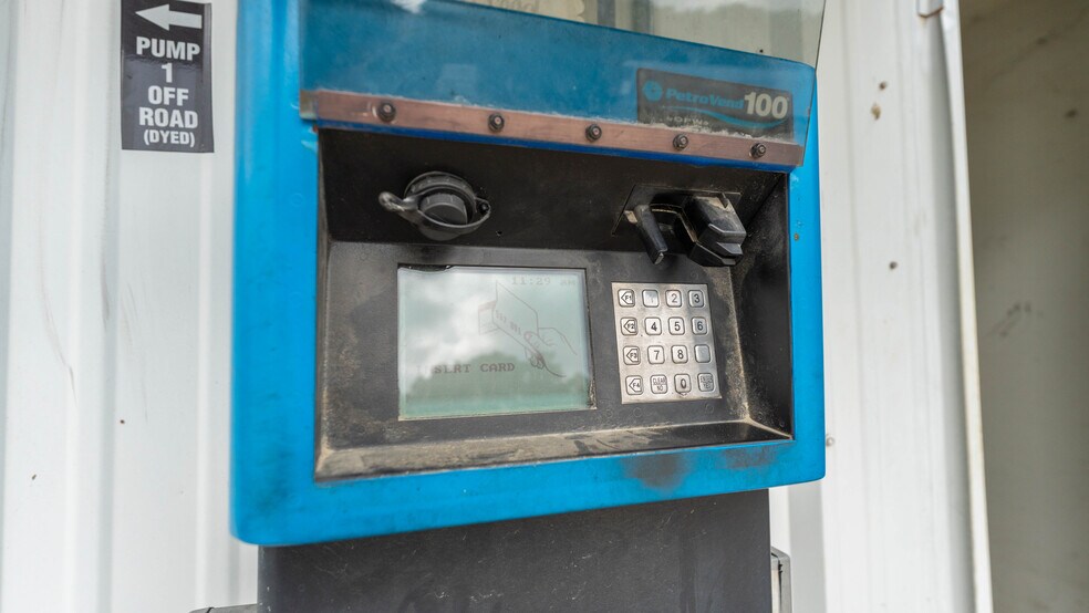 More Photos Of 565 Thomas St, Camilla Industrial For Sale