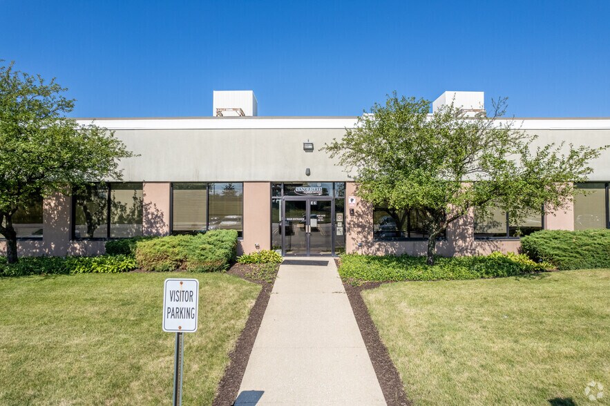 More Photos Of 250 S Gary Ave, Carol Stream Distribution For Sale
