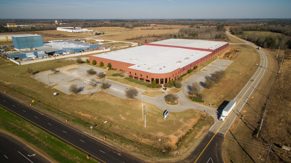 More Photos Of 1 Evercare Way, Waynesboro Warehouse For Sale