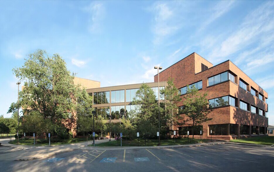 More Photos Of 6000 Parkland Blvd, Mayfield Heights Office For Sale