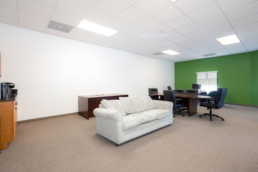 More Photos Of 3901 Mary Eliza Trce NW, Marietta Medical For Lease