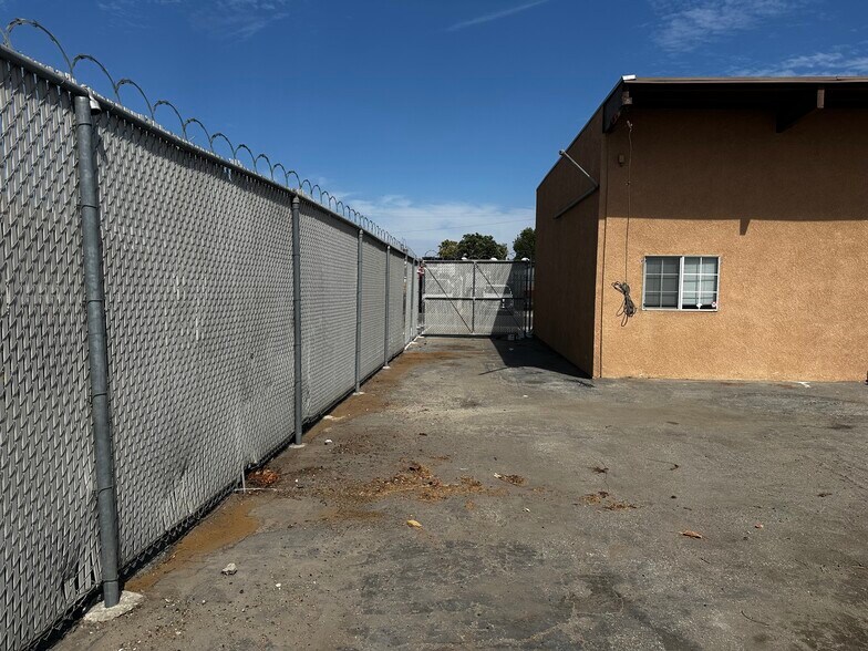 More Photos Of 5141 Calmview Ave, Baldwin Park Land For Lease
