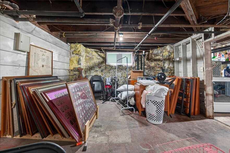 More Photos Of 415 W Forest Ave, Ypsilanti Sorority Fraternity House For Sale