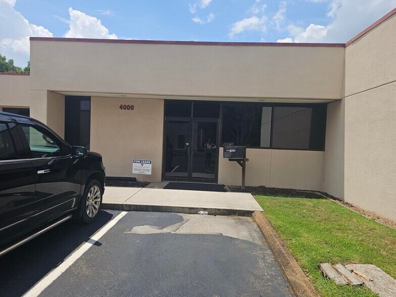 More Photos Of 115 Nowlin Ln, Chattanooga Office For Lease