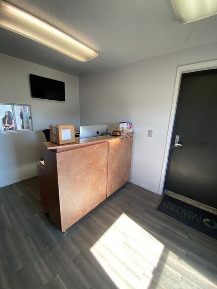 More Photos Of 1503 Lone Palm Ave, Modesto Warehouse For Lease