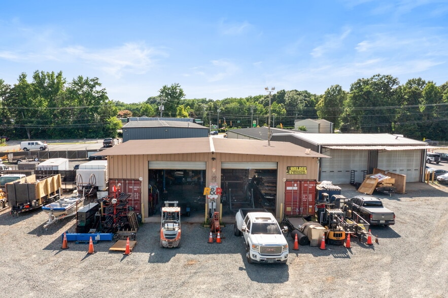 More Photos Of 7226 Harrisburg Rd, Charlotte Warehouse For Sale