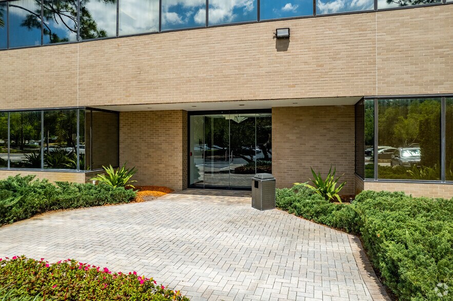 More Photos Of 2400 Maitland Center Pky, Maitland Office For Sale