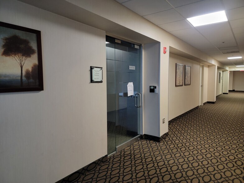 More Photos Of 22 Paris Ave, Rockleigh Office For Lease