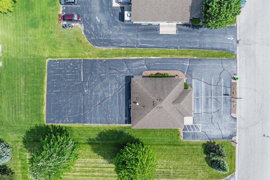 More Photos Of 1101 Service Rd, Kiel Freestanding For Sale