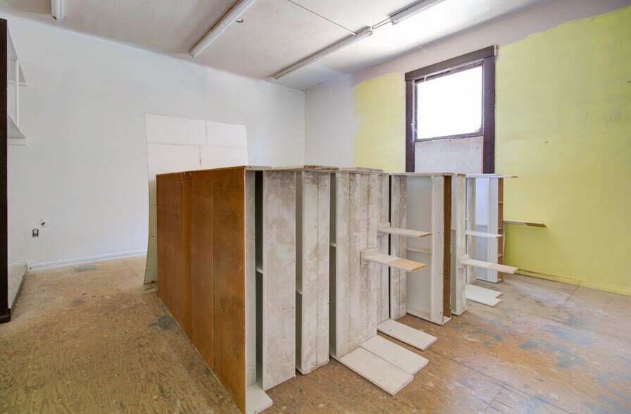 More Photos Of 155 S Miami Ave, Miami Storefront Retail Residential For Sale