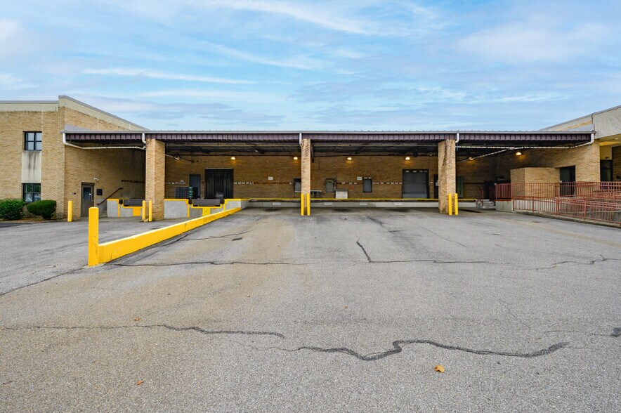 More Photos Of 1401 Frederica St, Owensboro Manufacturing For Sale