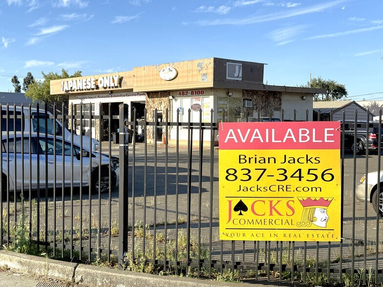 More Photos Of 7349 Fair Oaks Blvd, Carmichael General Retail For Sale