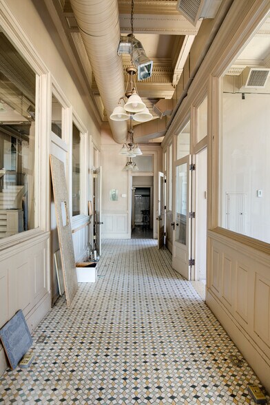More Photos Of 113 W Bank St, Petersburg Warehouse For Sale