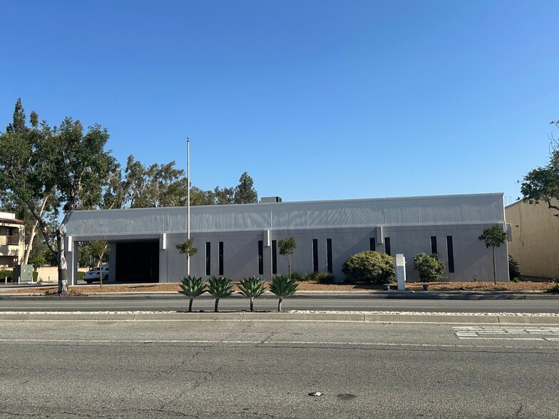 Primary Photo Of 16080 Arrow Hwy, Irwindale Light Distribution For Lease