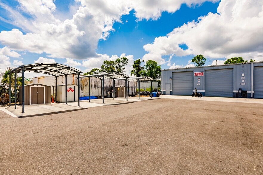 More Photos Of 2290 Bruner Ln, Fort Myers Warehouse For Sale