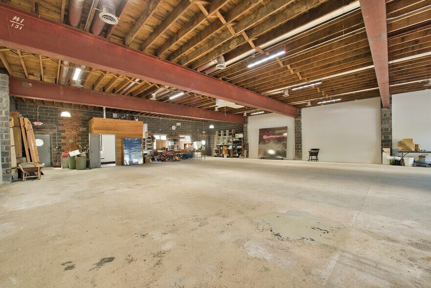 More Photos Of 16 Ludlam Ave, Bayville General Retail For Sale