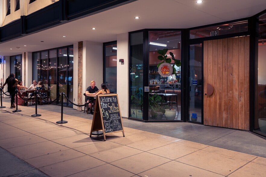 More Photos Of 3750 Main St, Riverside Apartments For Lease