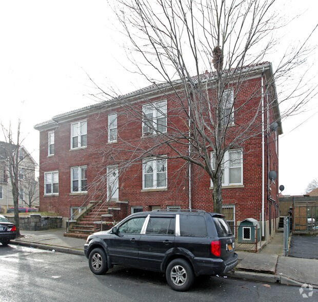Primary Photo Of 4459 Richardson Ave, Bronx Apartments For Sale