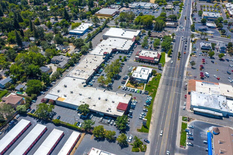 More Photos Of 6400-6480 Fair Oaks Blvd, Carmichael Unknown For Lease