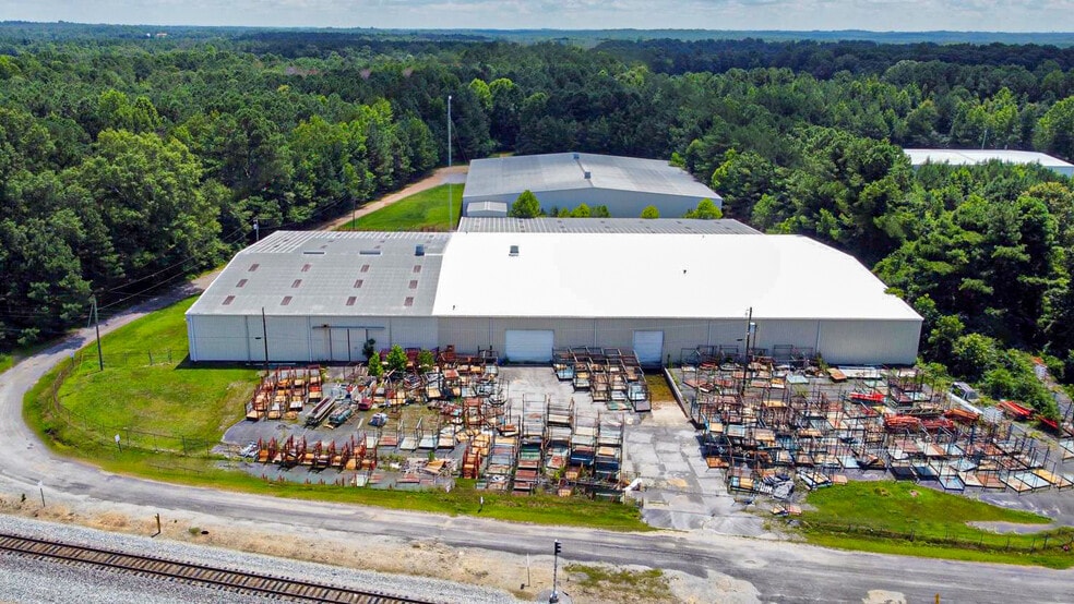 More Photos Of 9370 State Highway 13, Bear Creek Manufacturing For Sale