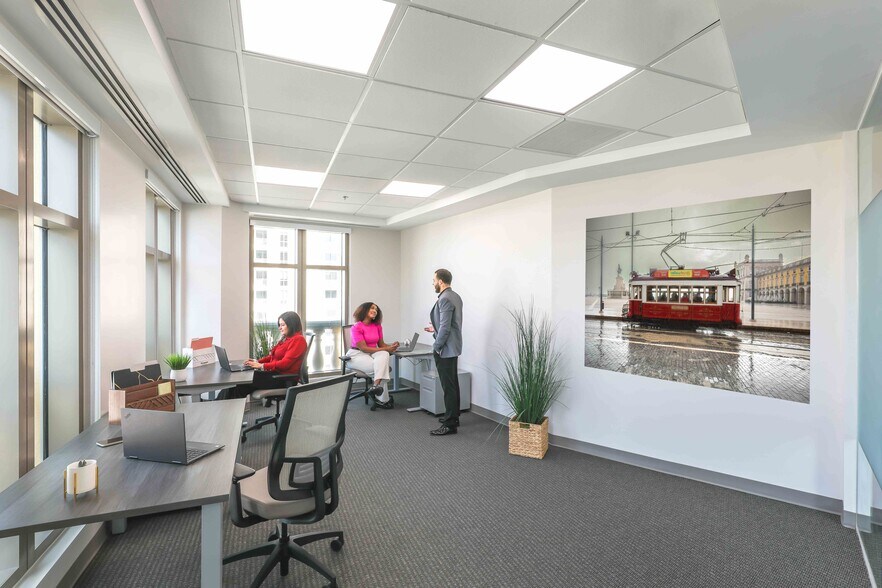 More Photos Of 121 Alhambra Plz, Coral Gables Coworking Space