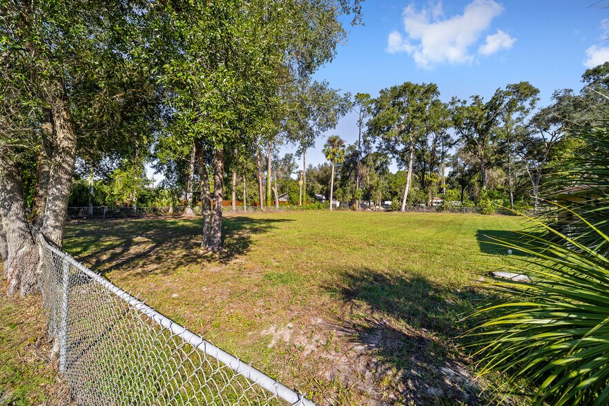 More Photos Of 5201 E Jasmine Ln, Inverness Flex For Sale