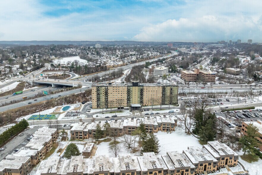 More Photos Of 8415 Bellona Ln, Towson Apartments For Lease