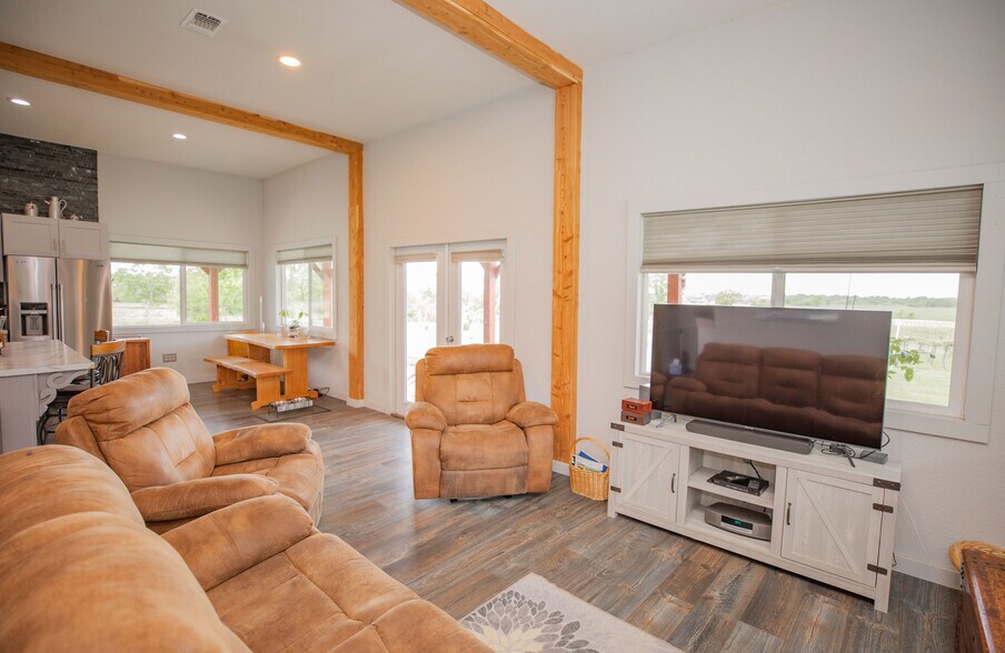 More Photos Of 8400 E 1320 Rd, Stockton Winery Vineyard For Sale