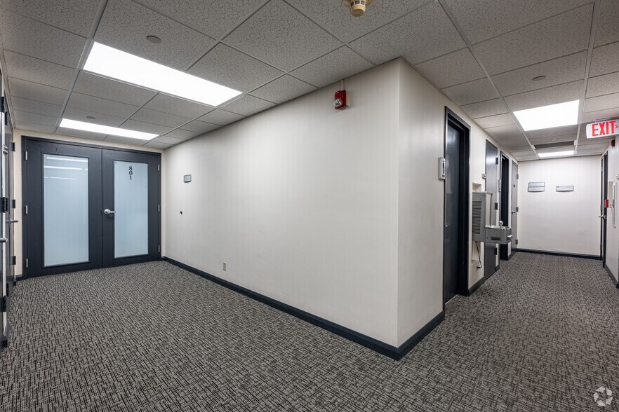 More Photos Of 1665 Palm Beach Lakes Blvd, West Palm Beach Unknown For Lease