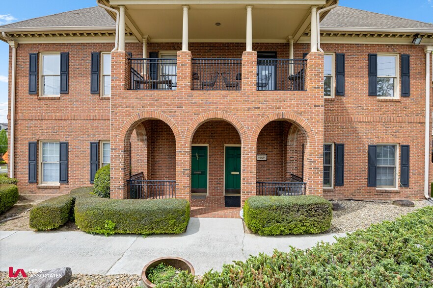 More Photos Of 1776 Old Spring House Ln, Dunwoody Medical For Lease