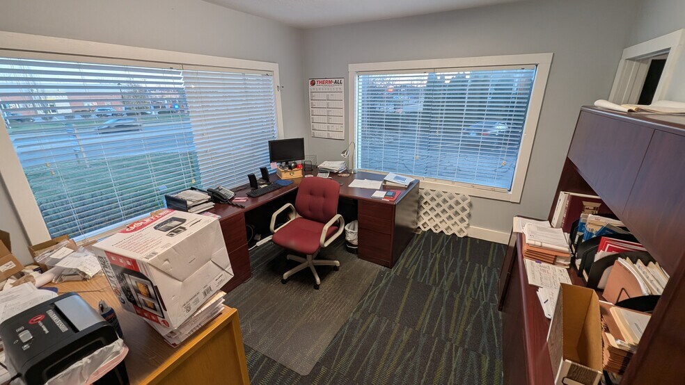 More Photos Of 3515 Bremen Hwy, Mishawaka Storefront Retail Office For Lease