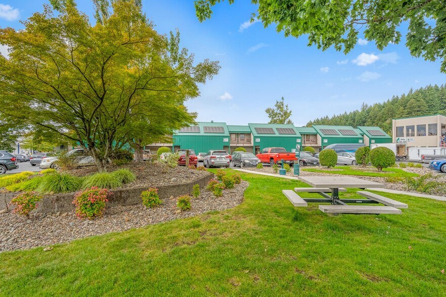 More Photos Of 15635-15850 SE 114th Ave, Clackamas Unknown For Lease