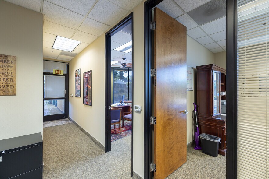 More Photos Of 8203 Sierra College Blvd, Roseville Office For Sale