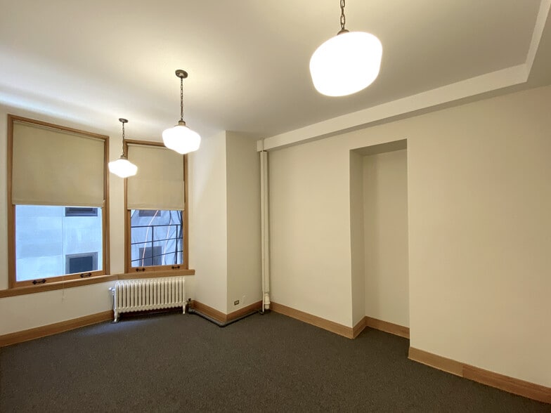 More Photos Of 53 W Jackson Blvd, Chicago Office For Lease