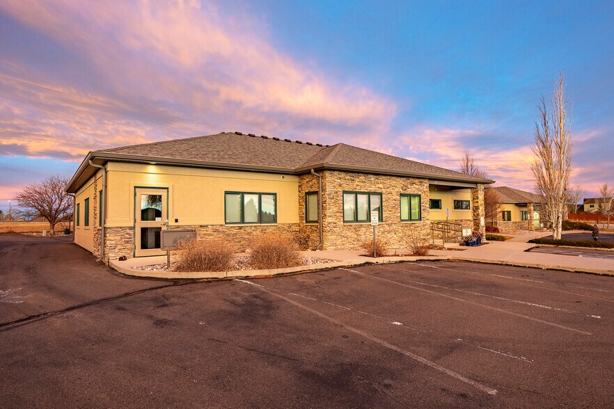 More Photos Of 7344 Stockman St, Cheyenne Office For Lease