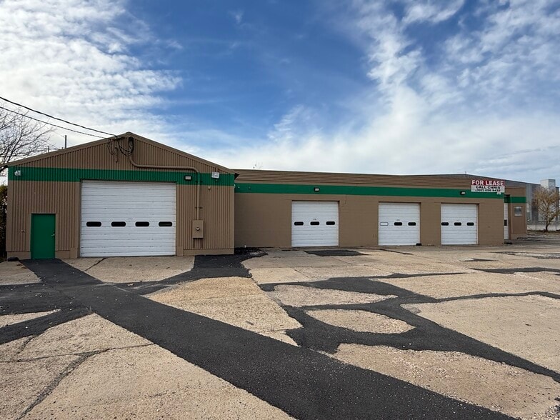 Primary Photo Of 815 S Market St, Wilmington Warehouse For Lease