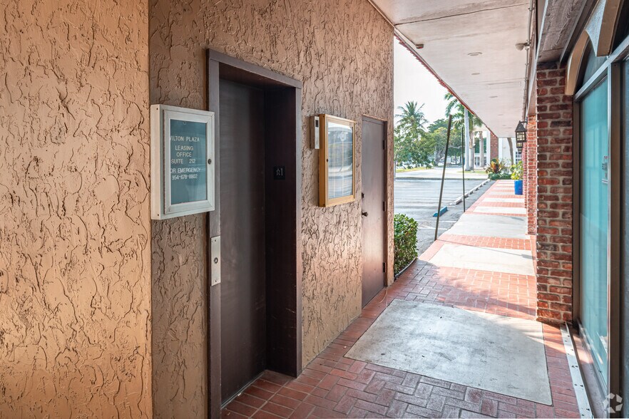 More Photos Of 1881 NE 26th St, Wilton Manors General Retail For Lease